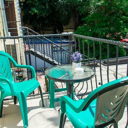 Apartment Deribasovskaya,16/1 *