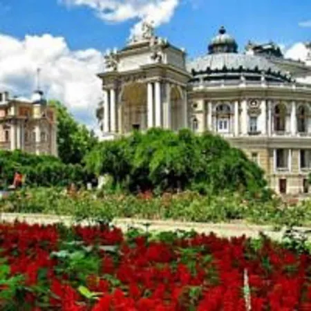 Apartment Deribasovskaya,16/1