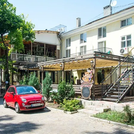 Apartment Deribasovskaya,16/1 *
